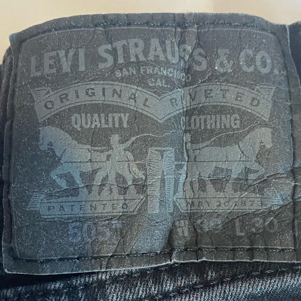 Black 505 Levi’s jeans, waist 30 length 30